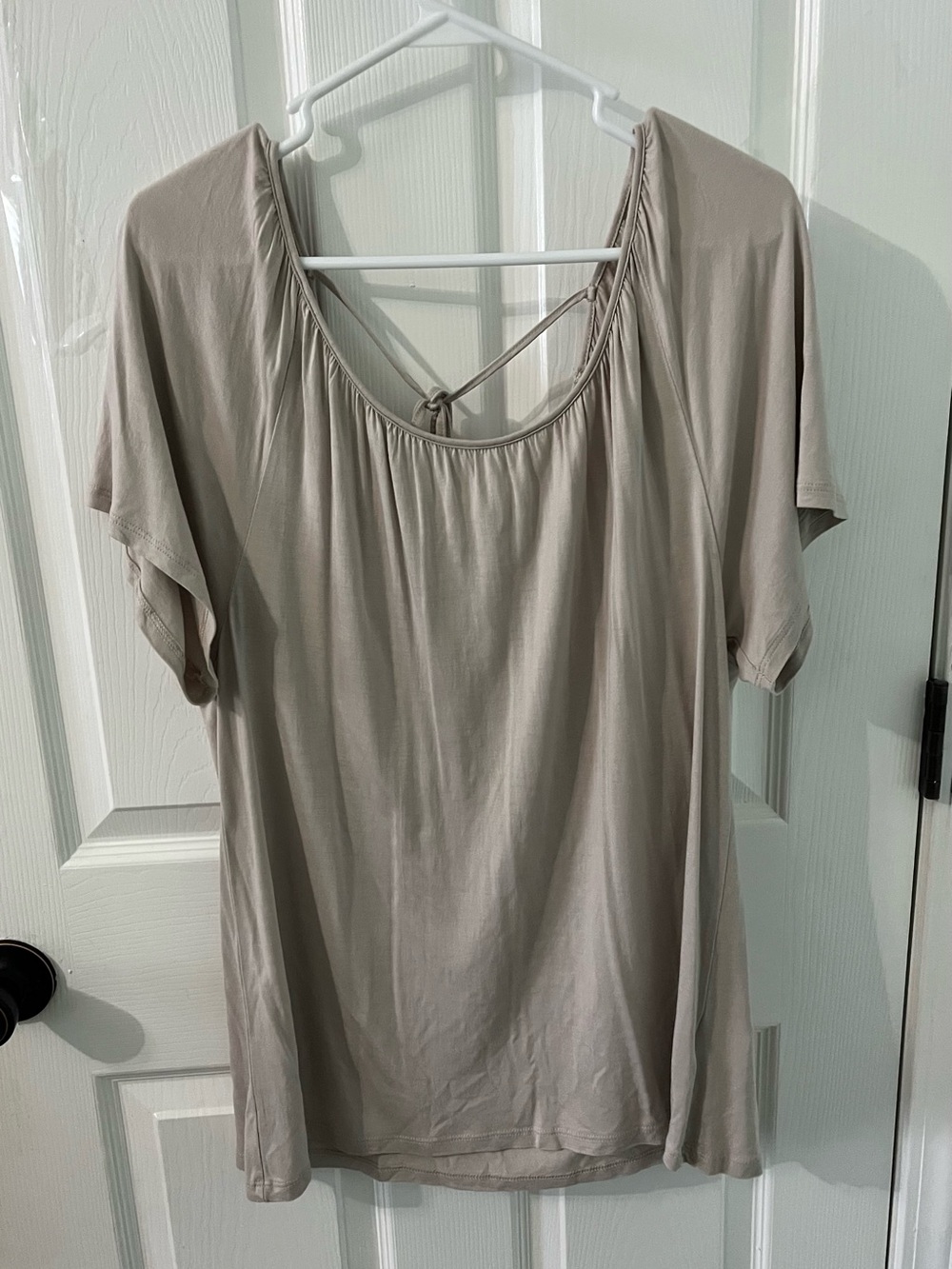 Women’s old navy Scoop-Neck Short Sleeve Top in Light Taupe